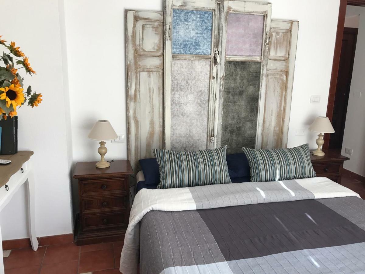 Le Case Del Mare Porto San Paolo  Exterior foto